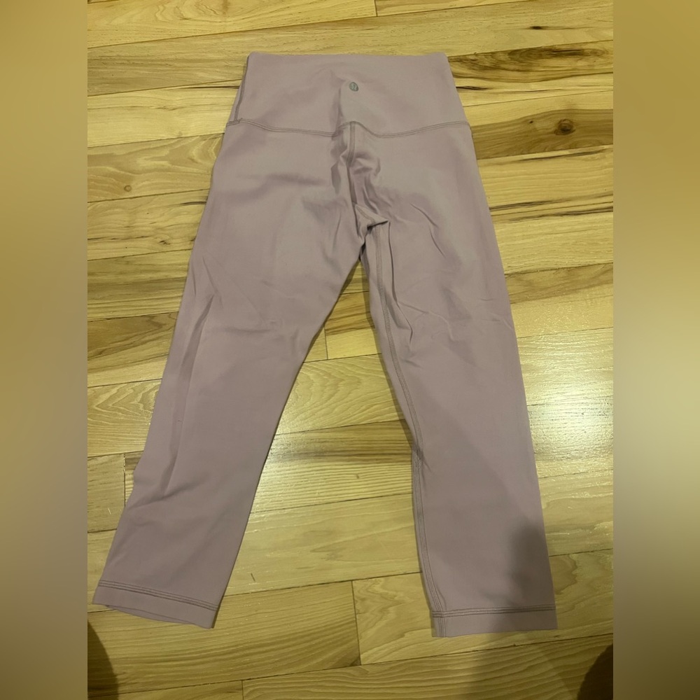 Lululemon light purplish cropped pants! Size 6. Excellent condition! - Picture 2 of 2